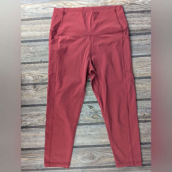 Zyia Active Size 8-10 Like New In Burnt Red With Pockets - Picture 2 of 8